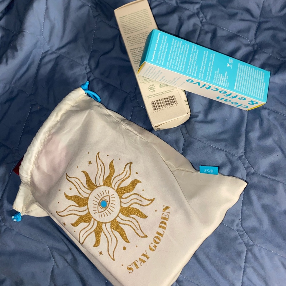 10 FULL sized BRANDNEW makeup/skincare mystery bag